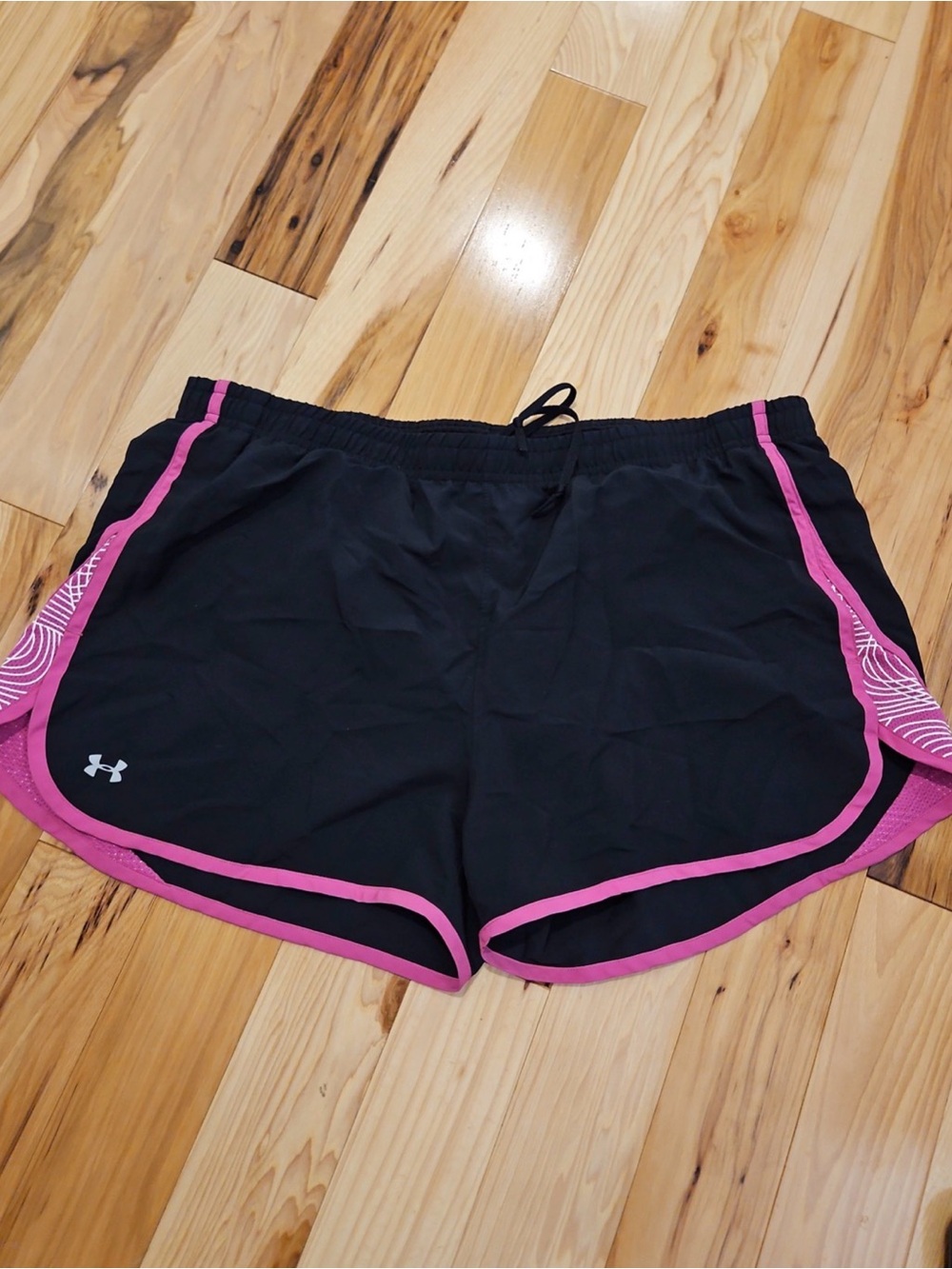 Under Armour shorts sBlack & pink with logo